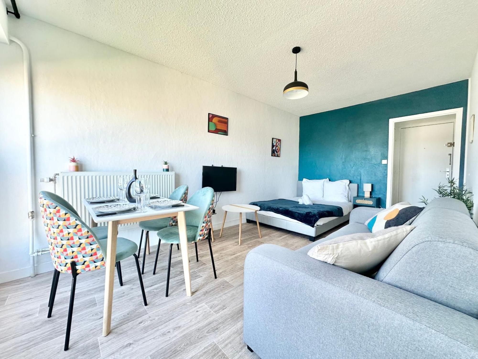 Le Baudin Avec Vue Sur Limoges Apartment Ngoại thất bức ảnh